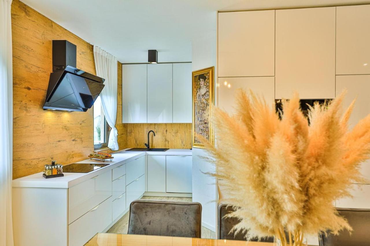 Ipm Apartments Kaštela Εξωτερικό φωτογραφία