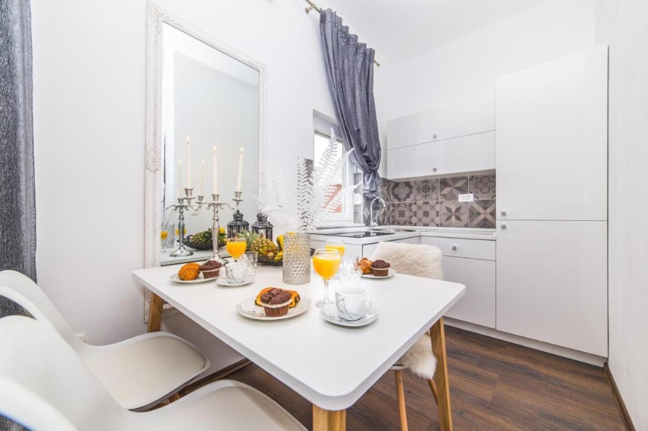 Ipm Apartments Kaštela Εξωτερικό φωτογραφία
